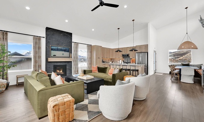 Eden House | NEW 5 Bedroom House Eden Powder Mountain Views & Golfing