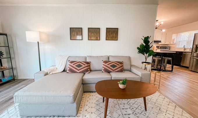 Charlotte House | New 5BR Family-Friendly home /Walk to trails!