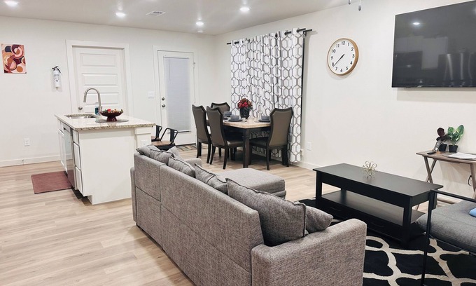 Odessa House | New and Sweet comfy 3 Bedroom 2 baths 6 beds home in Odessa with TV in each room