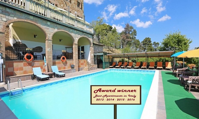 Montecastelli Apartment | (NEW) Apartment (B) with swimming pool, jacuzzi and tennis court in Tuscany