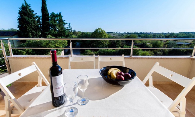 Murine House | New Apartment for 4 people (2 bedrooms)- Umag - 1 floor