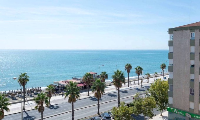 Carretera de Cadiz Apartment | NEW APARTMENT ON THE BEACH