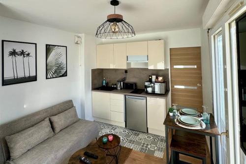 Bois Guillaume Apartment | New appart avec balcon à Evry - Proche Paris - RER 5 min - Wifi