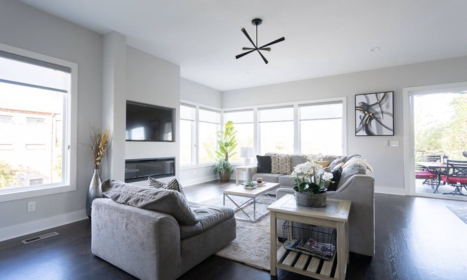 Sylvan Heights House | #NEW# BRAND NEW MODERN HOME 3 MILES TO DOWNTOWN