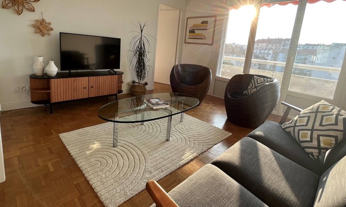 Annecy House | New bright and central T4 vintage cocoon, all on foot!