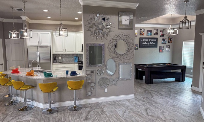 Amistad National Recreational Area House | NEW BUILD: Pool-Table, Ping-Ping, Arcade Machines, Office. A TOUCH OF COLOR.