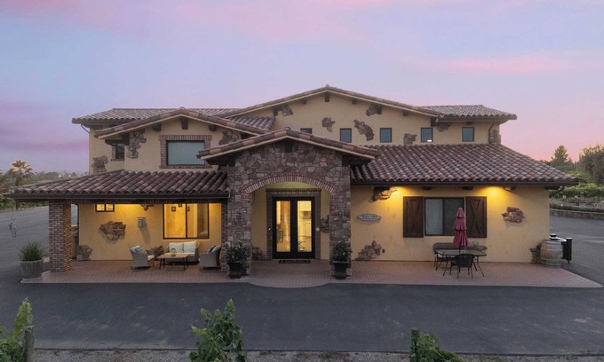 Temecula Cottage | New-build Temecula Villa With King Suite, Fireplace & Vineyard Views The Villa by Avantstay