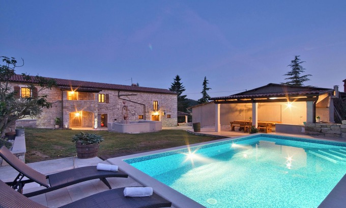 Kircija Villa | New charming holiday home, centre of Istria