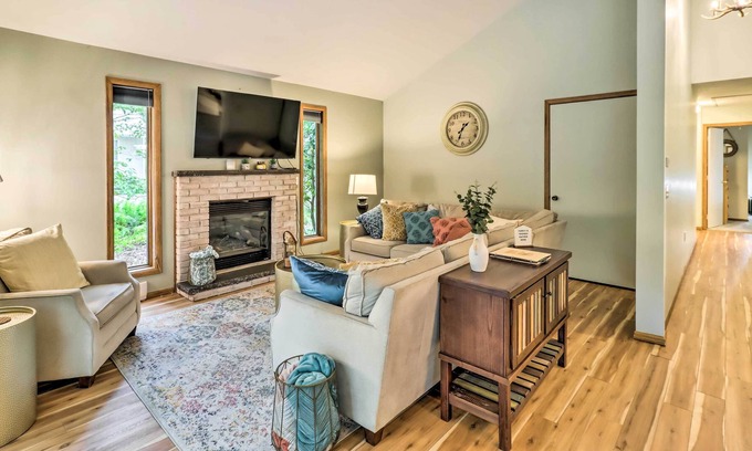 Jim Thorpe House | NEW! Charming Jim Thorpe Getaway w/ Deck + Yard!