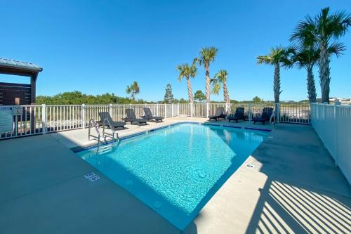 Gulf Shores House | New Coastal Cottage w/Gulf View, Shared Pool