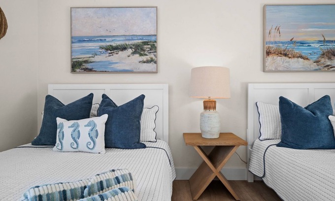 Naples Park House | NEW! Coastal Retreat - Near Beach & Mercato Naples