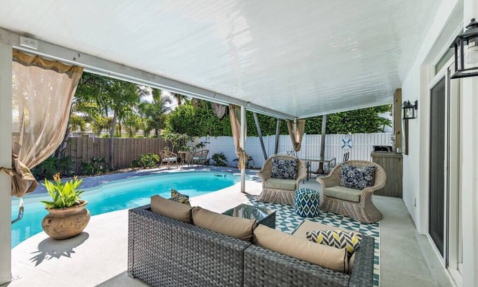 Southside House | New! Custom Beach Home + Pool Oasis + Dogs OK