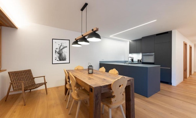St. Moritz Apartment | New! Exclusive Apartment 3min to Chantarella Bahn