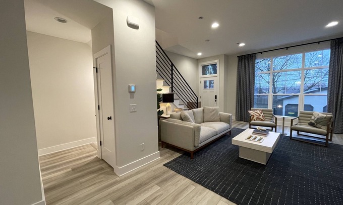 Westfield Condo | NEW! Grand Park-2 min drive. Dwntwn Westfield-walk to restaurants & Monon.