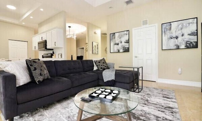 Miami Gardens House | “NEW” HOME IN THE HEART OF MIAMI GARDENS