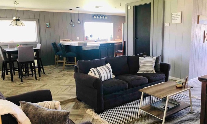 Port O Connor House | NEW!!! Hook'd Ya!