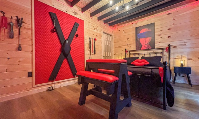 Cosby Cabin | New Kinky Cabin Romantic Adult Getaway