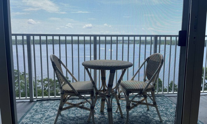 Florida Central Atlantic Coast Condo | New Listing - Beautiful Lakefront condo near Disney