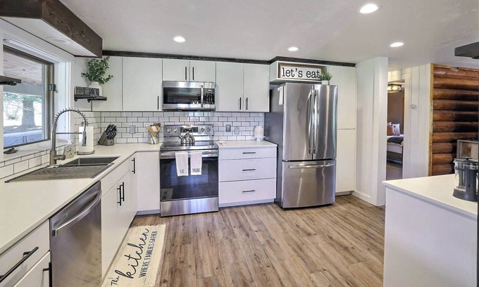 Cascade House | New Listing Discount! Save 12% now until June 30th! Be the First to Book!