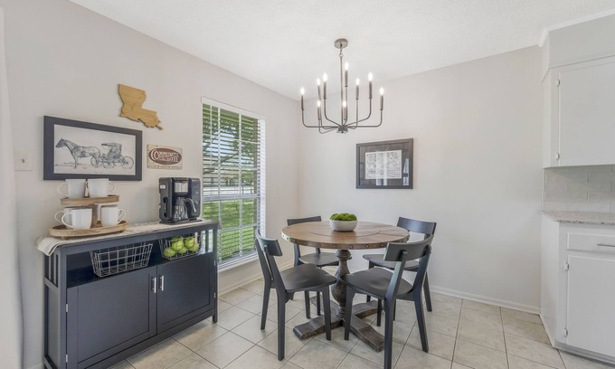 Lafayette House | New Listing! Great location in Lafayette