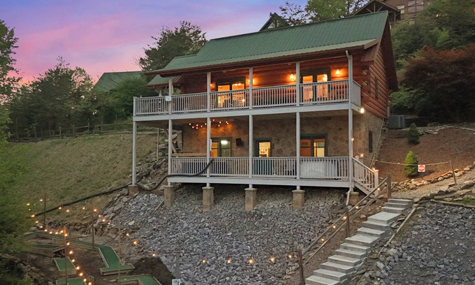 Sevierville Cabin | New Listing! MINI GOLF! 2BR/2BA Cabin w/HT, Fire Pit, Dog Run & Game Room!