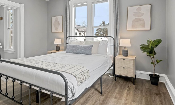 Northeast Minneapolis Apartment | NEW LISTING- Upper Level of Duplex- WFH Desks, 5 mi to Dtwn!