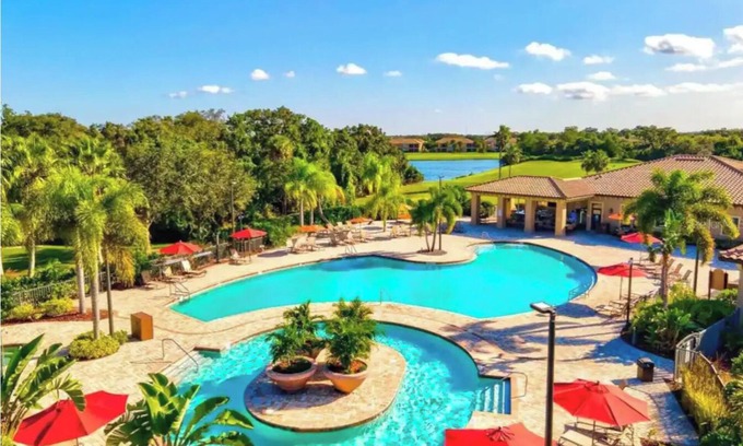 Bradenton Condo | NEW Luxury 3-bedroom Country Club & Golf Condo
