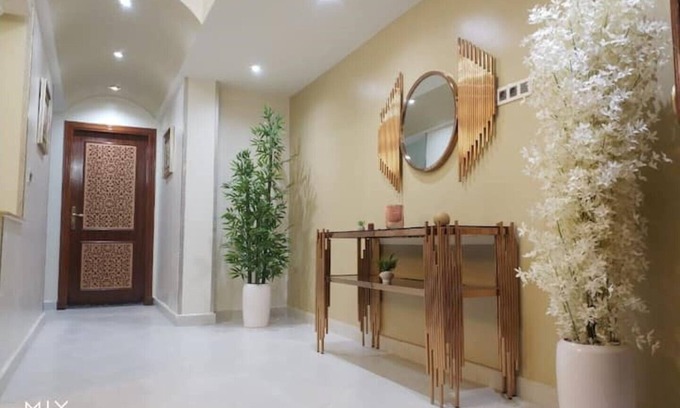 Branes Apartment | New Luxury Apartment, 3 Bed, 7Mins to Beach - Aida