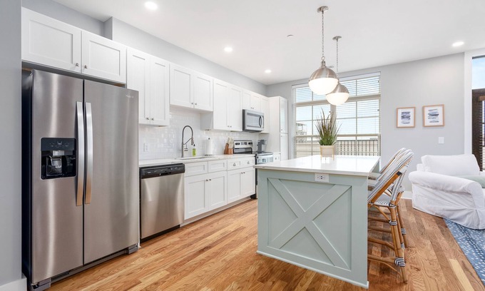 Auburn Apartment | New Luxury Apartment over Target in Downtown Auburn - 202