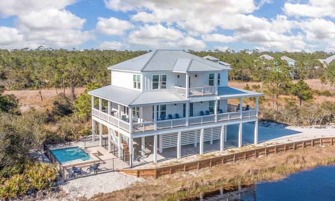 Fort Morgan Resort | New Luxury Home - Private Heated Pool, Dogs Welcome, Quiet Beach