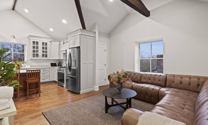 Palmyra Apartment | NEW Luxury Palmyra Apt | 7 Mins to Hill Cumorah