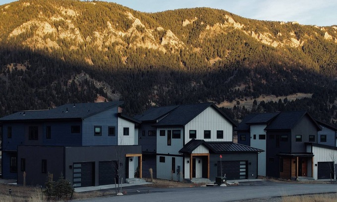 Gallatin Gateway House | New Modern Residence w/ Hot Tub @ Aspects Big Sky