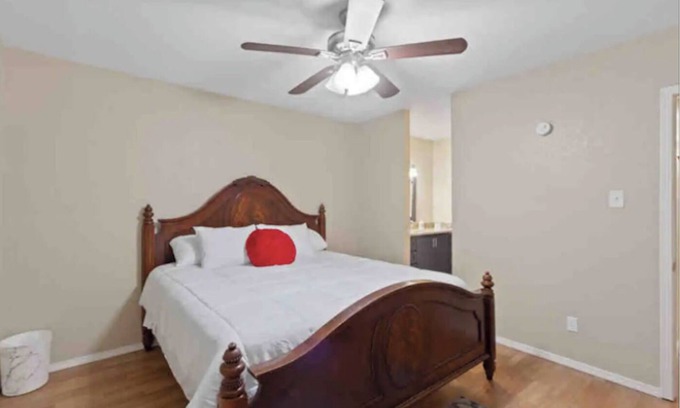 Thunderbird House | New Modern Two BR Condo near Franklin Mountains