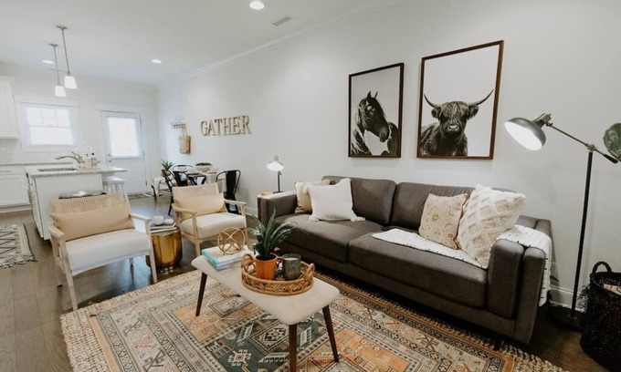 Murfreesboro House | NEW Murfreesboro Luxury Townhome | 3 BR