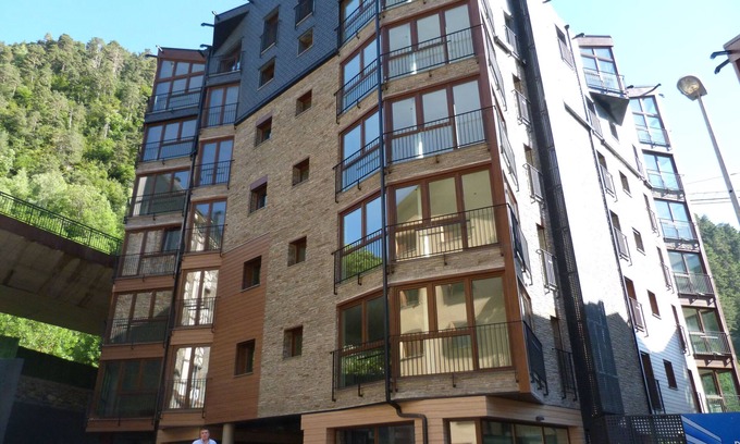Encamp Apartment | New nice apartment with private garage, 400m from Funicamp in ENCAMP