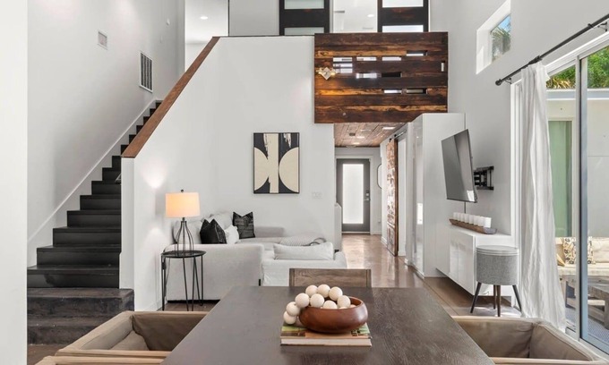 North Hyde Park House | New! North Hyde Park Haven! Close to UT & Convention Center