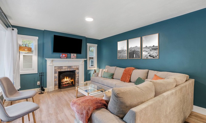 South Salt Lake House | NEW & Remodeled! King Beds, Hot Tub, Firepit, GameRoom, Huge Backyard, Mtn Views