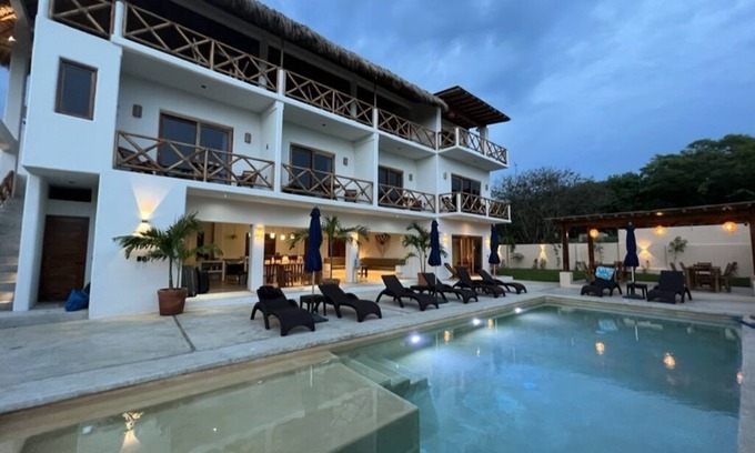 Lazaro Cardenas Villa | New Retreat style villa "Casa Jubilee" with starlink
