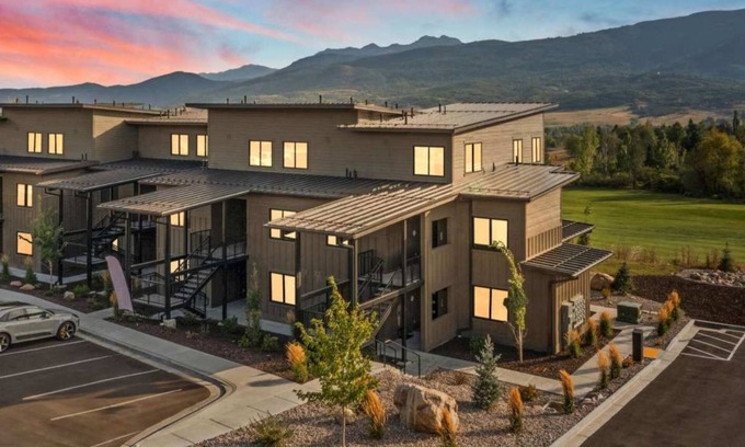 Wolf Creek Condo | New Scenic Garden of Eden Golf View