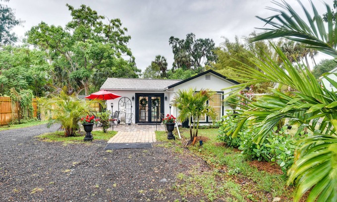 New Smyrna Beach Cottage | New Smyrna Beach Cottage ~ 1 Mi to Downtown!