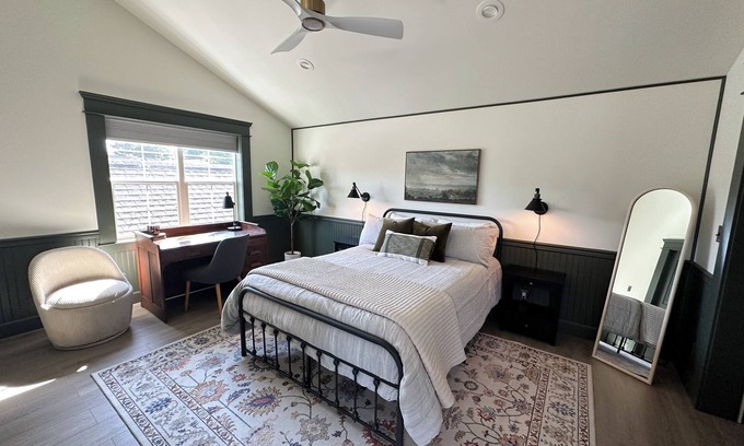 Clatskanie Apartment | New Spacious Guesthouse in Clatskanie, OR