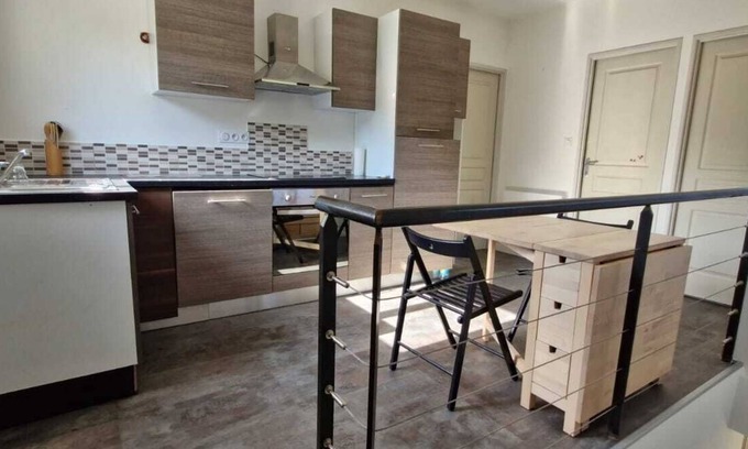 Aubres Apartment | New: Type 2 apartment in South Drôme Provençale