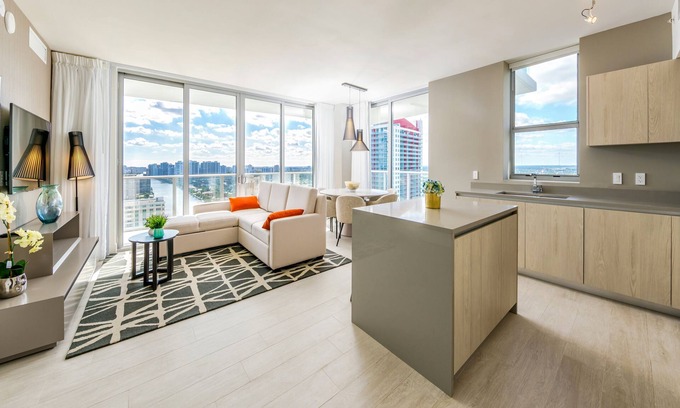 South Lake Apartment | NEW2019 Spacious CornerSuite OceanView