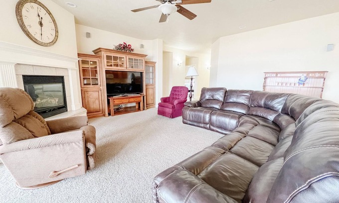 St. George Condo | Newer | Bottom Level with Views | All King Beds | Resort All Inclusive Amenities | #805