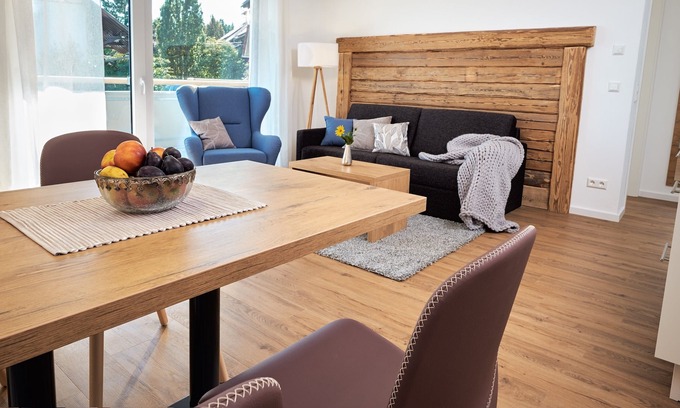 Bitzenhofen Apartment | Newly built, modern 2-room luxury apartment near Lake Constance