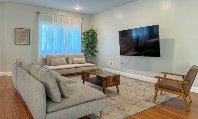 Bayonne Apartment | Newly built modern apt with Simple check out near NYC/EWR