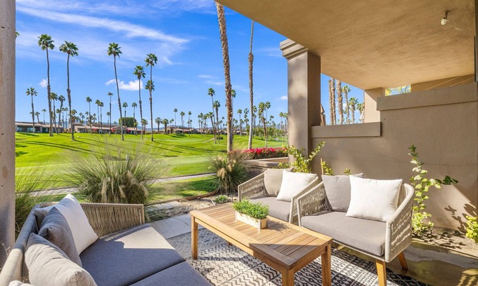 Palm Desert Condo | Newly renovated 2-bedroom + den condo in Palm Desert