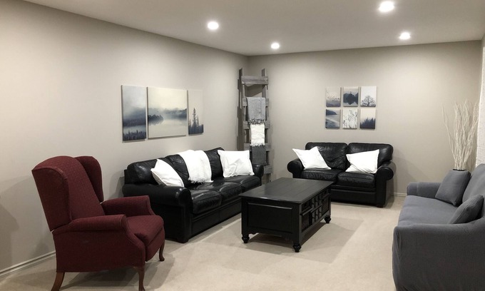 Mountain View House | Newly renovated 5 bedroom 2 bath house on Payne Lake road 15 mins from Waterton