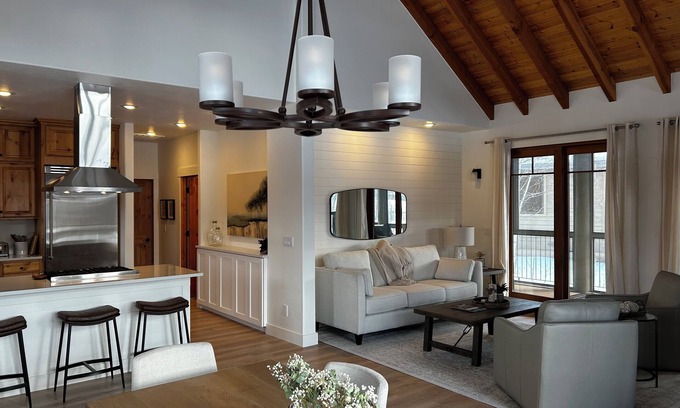 Dover Bay House | Newly-Renovated Cabin in the Woods with Territorial View in Dover Bay Resort