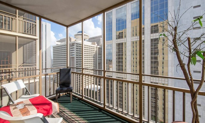 Capital Gateway Condo | Newly Renovated Condo! Professionally Designed High-rise in Heart of Downtown!